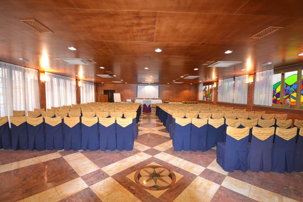 Hotel Restaurant Sol I VI Lavern ภายนอก รูปภาพ